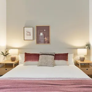 clickflat-sugranyes.topbarcelonahotels.com/